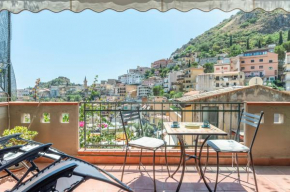 Romantic Retreat in Taormina Taormina
